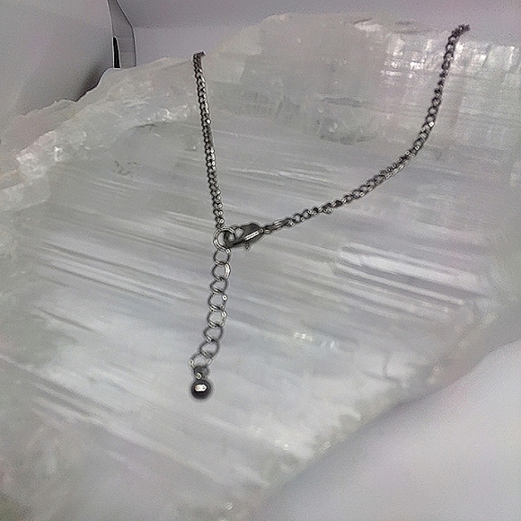 Feather Statement Necklace - Picture 2 of 6